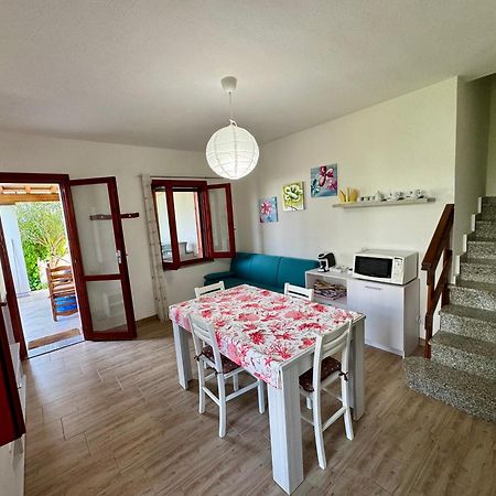 Villino Veronica Porto Columbu - Perd'E Sali Екстер'єр фото